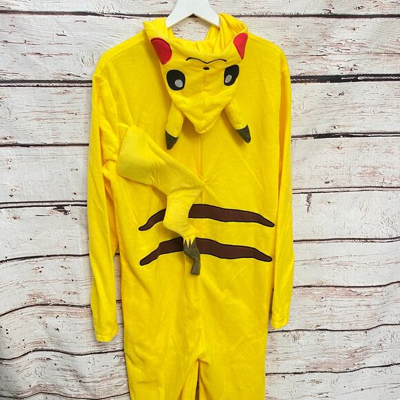 POKEMON Pikachu Adult Costume Sz XL - Picture 1 of 6